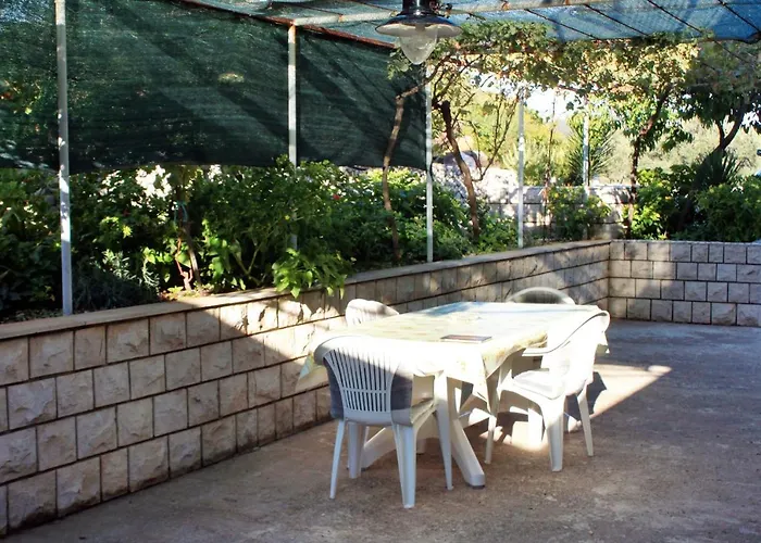 公寓 With A Parking Space Lumbarda, Korcula - 9329 鲁巴达