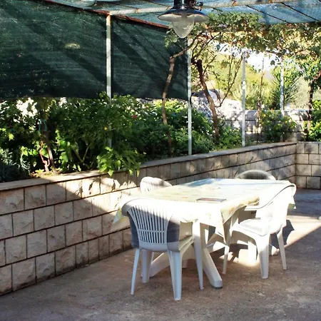 Apartment With A Parking Space Lumbarda, Korcula - 9329 Lumbarda
