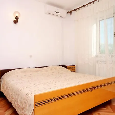 With A Parking Space Lumbarda, Korcula - 9329 Apartament *