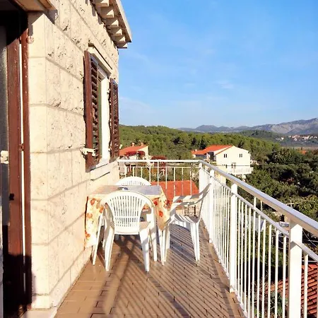 Apartments With A Parking Space Lumbarda, Korcula - 9329 Апартаменты