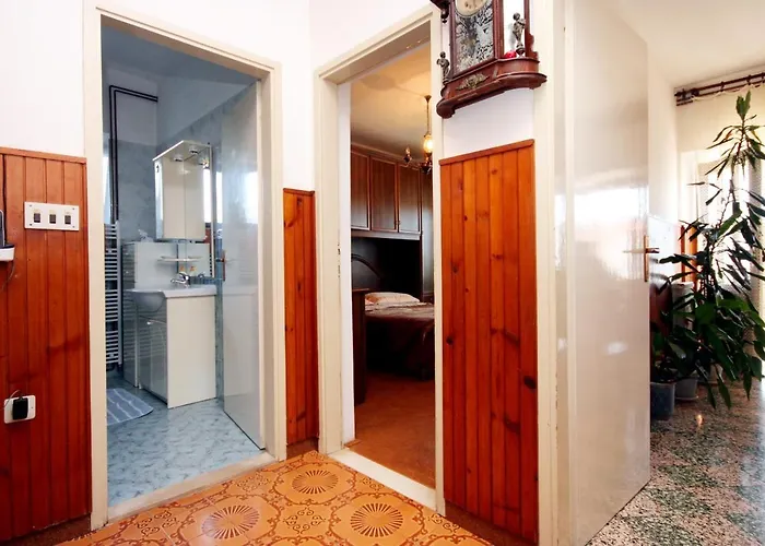 With A Parking Space Lumbarda, Korcula - 9329